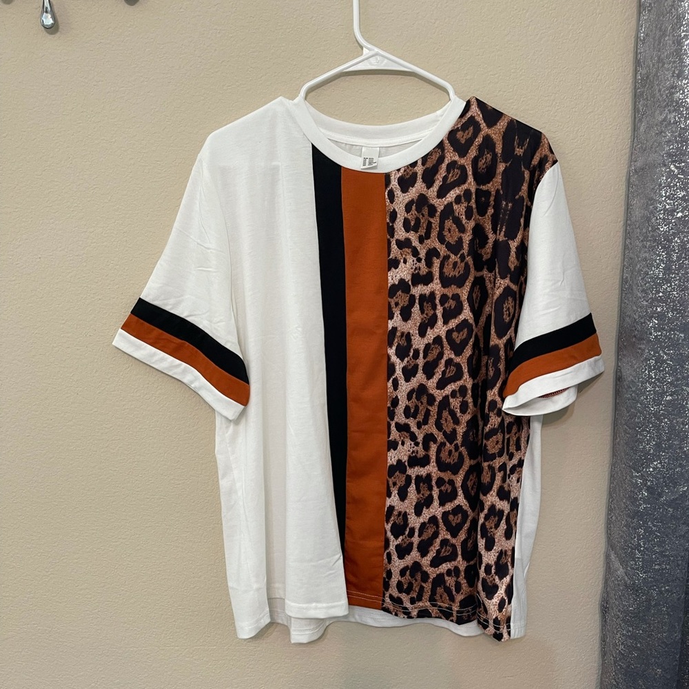 LEOPARD ANIMAL PRINT SHORT SLEEVED TOP PLUS SIZE 3X NWT